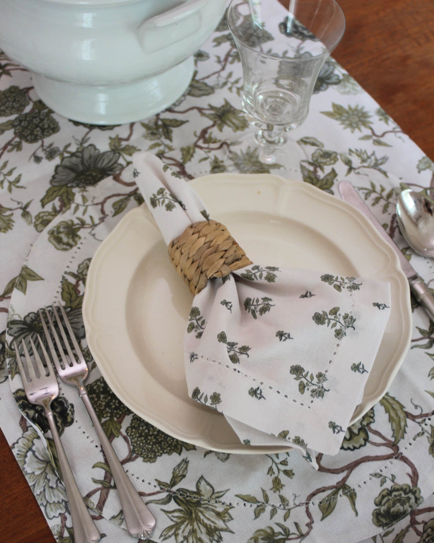 Bouquet Floral Napkins, Set of Four