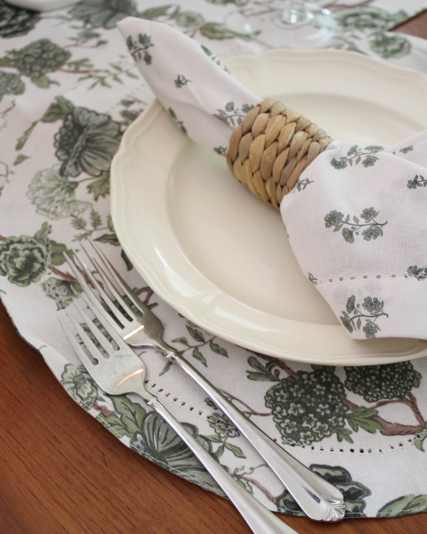 Florence Floral Round Placemats, Set of Four