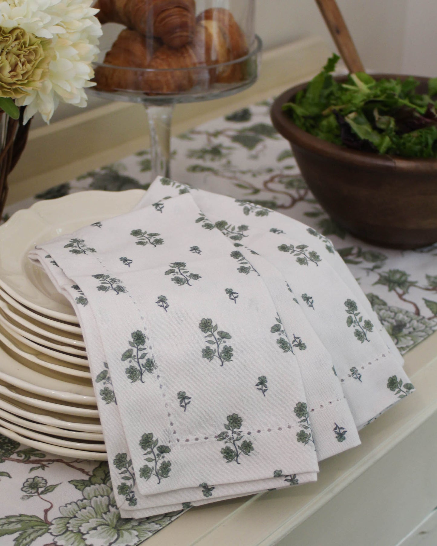 Bouquet Floral Napkins, Set of Four