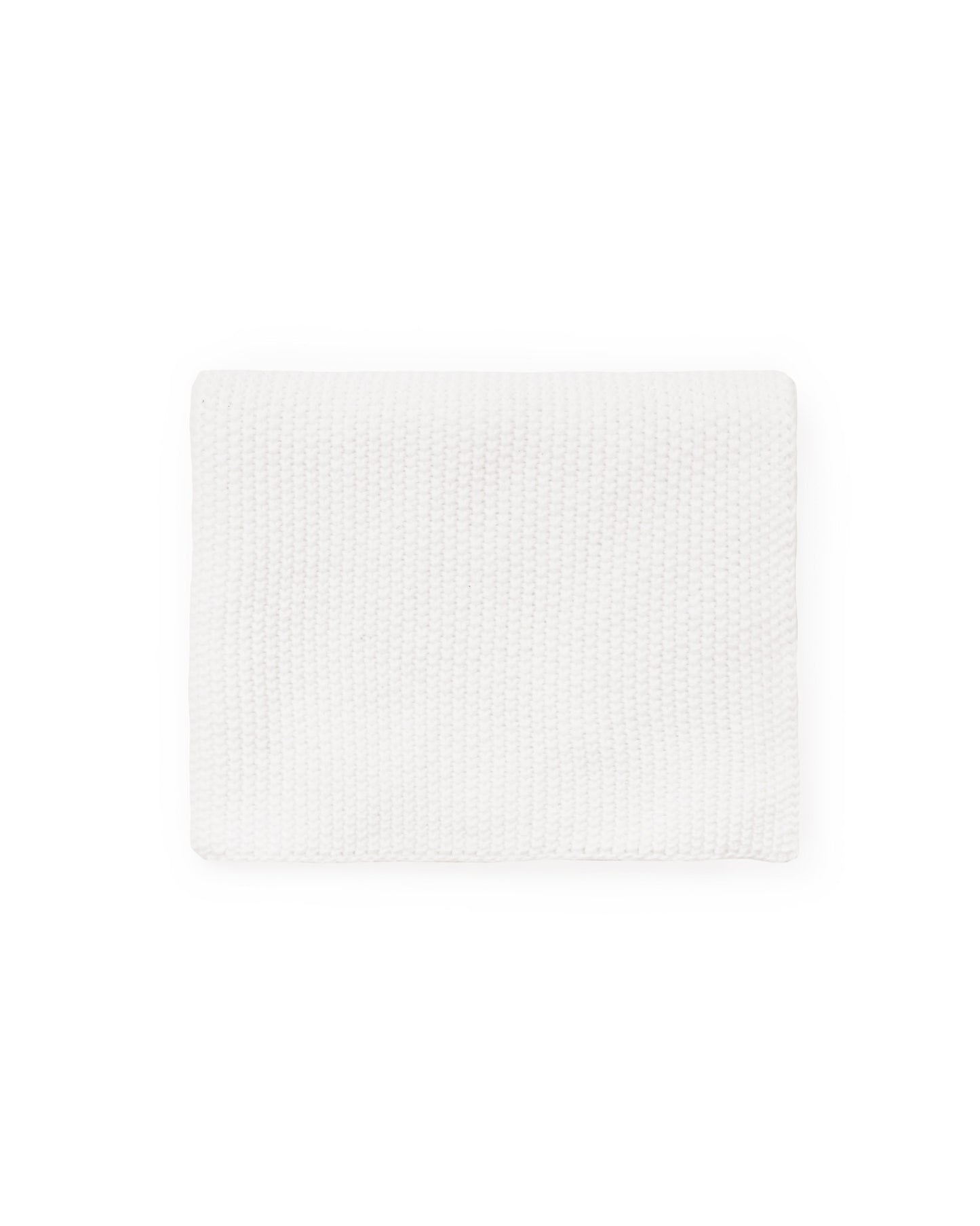 Enhance your bath and self-care routine with our monogrammed eco-friendly Cotton Towels, crafted from 100% organic cotton for your gentle skin. These absorbent, knitted towels are perfect for on-the-go use and easily fit in your travel bag.