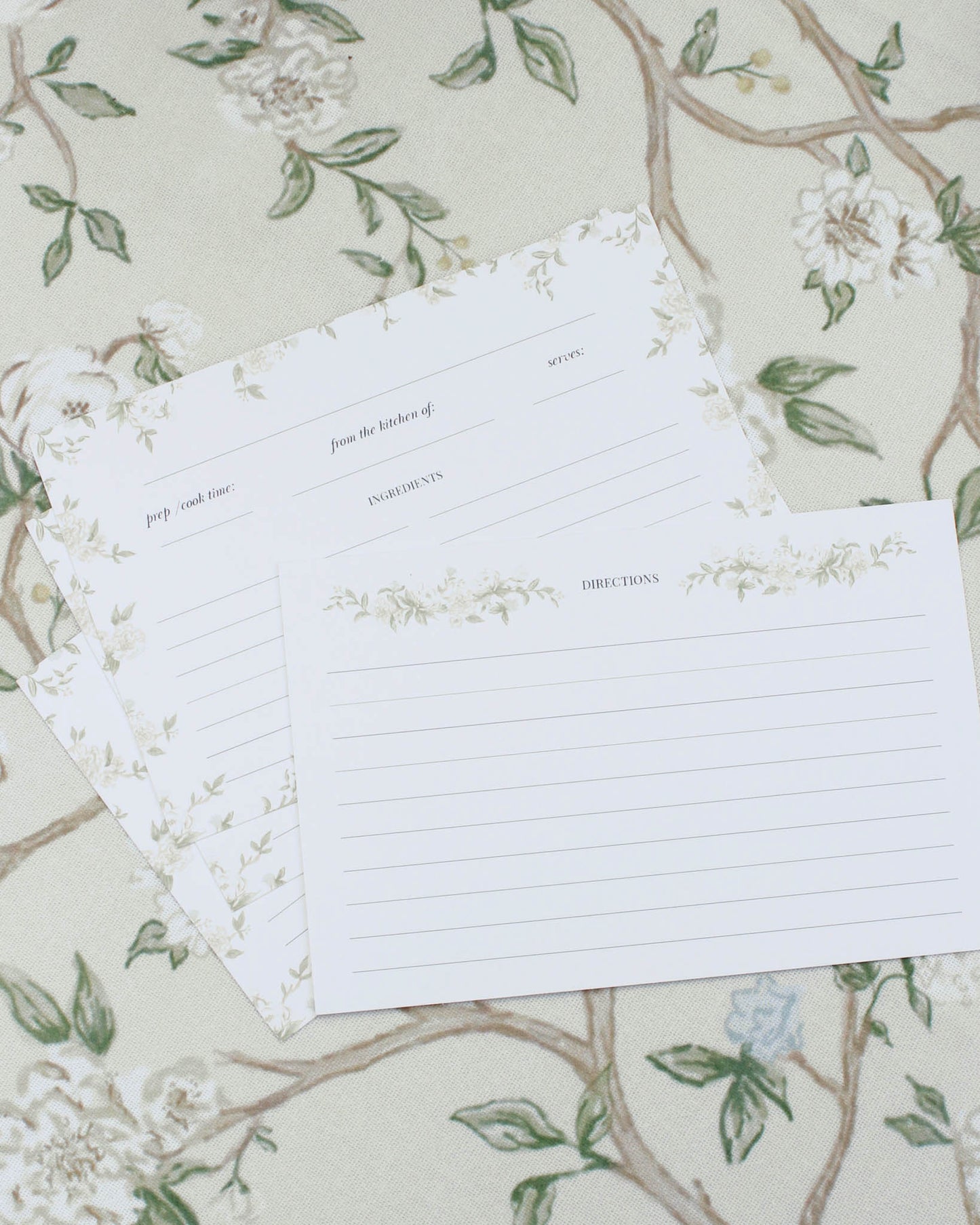 Recipe cards in 4x6" size to preserve your family recipes and pass it down to future generations