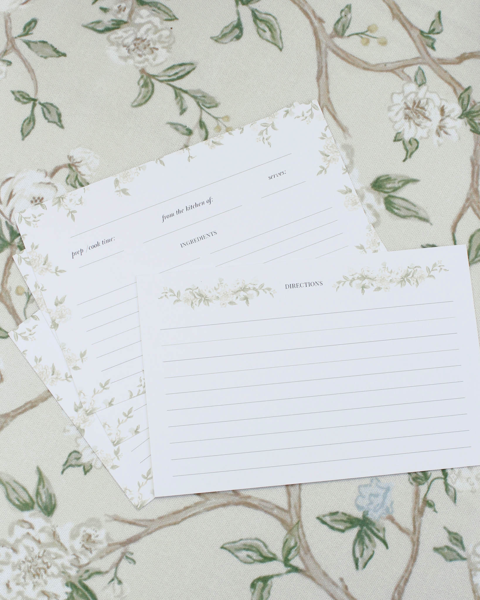 Recipe cards in 4x6" size to preserve your family recipes and pass it down to future generations