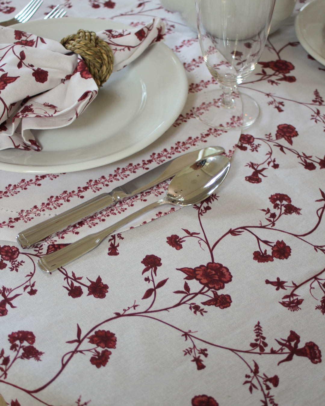 Easter Tablecloth in a blooming Chinoiserie Print. This Rectangle Tablecloth (66x104 and 66x120) features intricate red botanical flowers. Perfect for Grand Millennial Decor lovers, this Cotton Tablecloth adds French Country charm to your dining room. Whether used as a Spring Tablecloth for daily use or a special Rehearsal Dinner, its handcrafted quality shines. A perfect gift for mom, this Floral Tablecloth fits long tables with a beautiful drape.