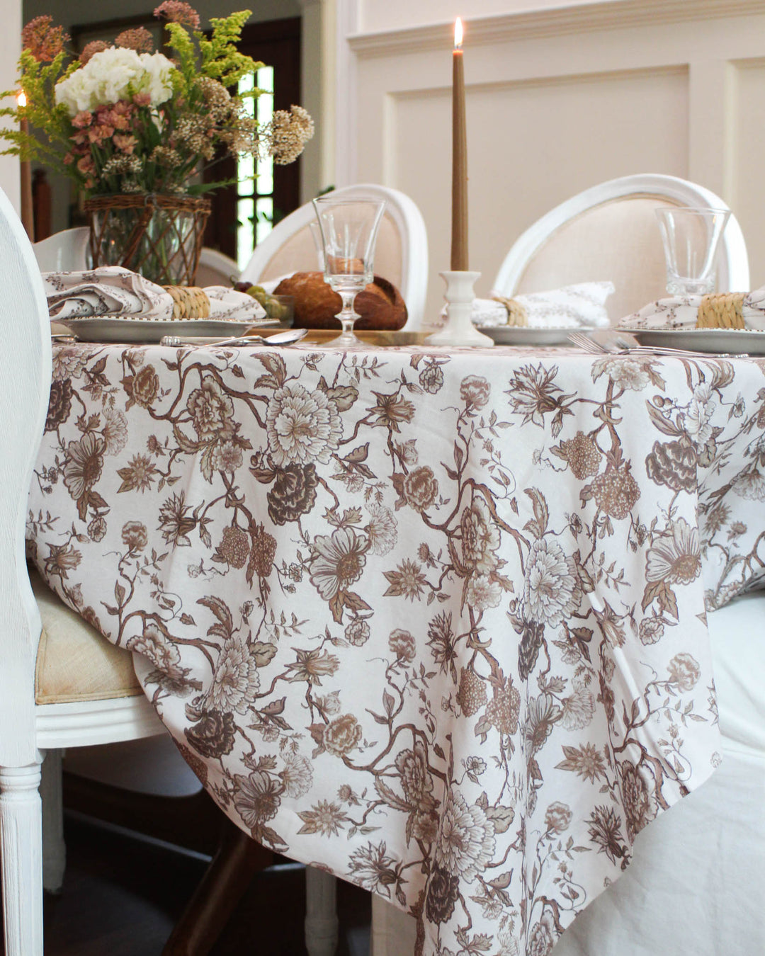Chinoiserie Print rectangle Spring Tablecloth in 66x104 or 66x120. This brown premium Cotton Tablecloth base with hand-drawn floral patterns. A perfect Wedding Tablecloth, Easter Tablecloth, or Rehearsal Dinner linens. The intricate design of  brown  flowers brings elegance to any room. This Floral Tablecloth is part of a Grand Millennial Decor collection, designed to bring beauty to your large rectangular dining table.