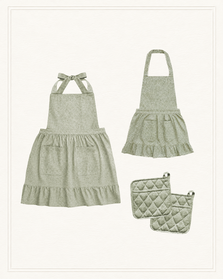 Garden Fields Mommy and Me Apron Set