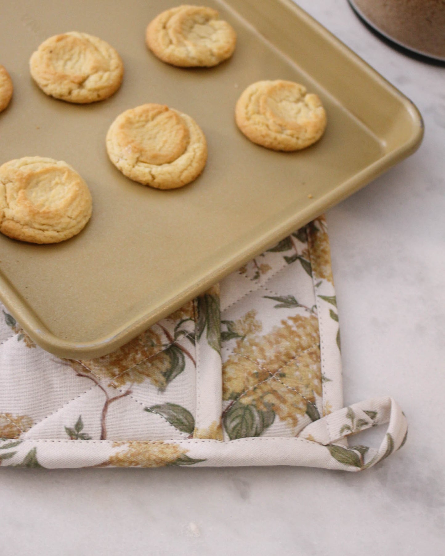 Thanksgiving kitchen essentials – quilted cotton potholders in floral design