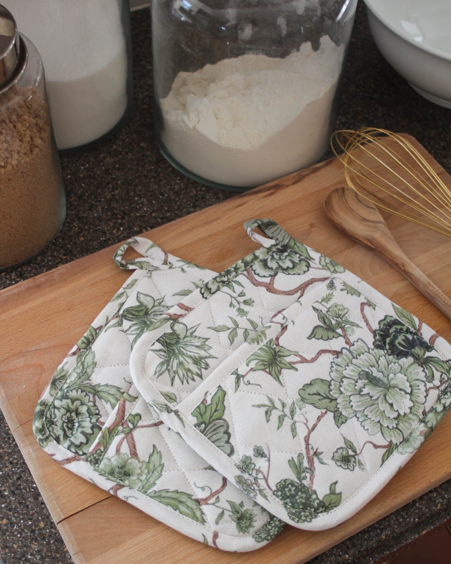 Green floral oven mitt set for hostess gift and holiday baking