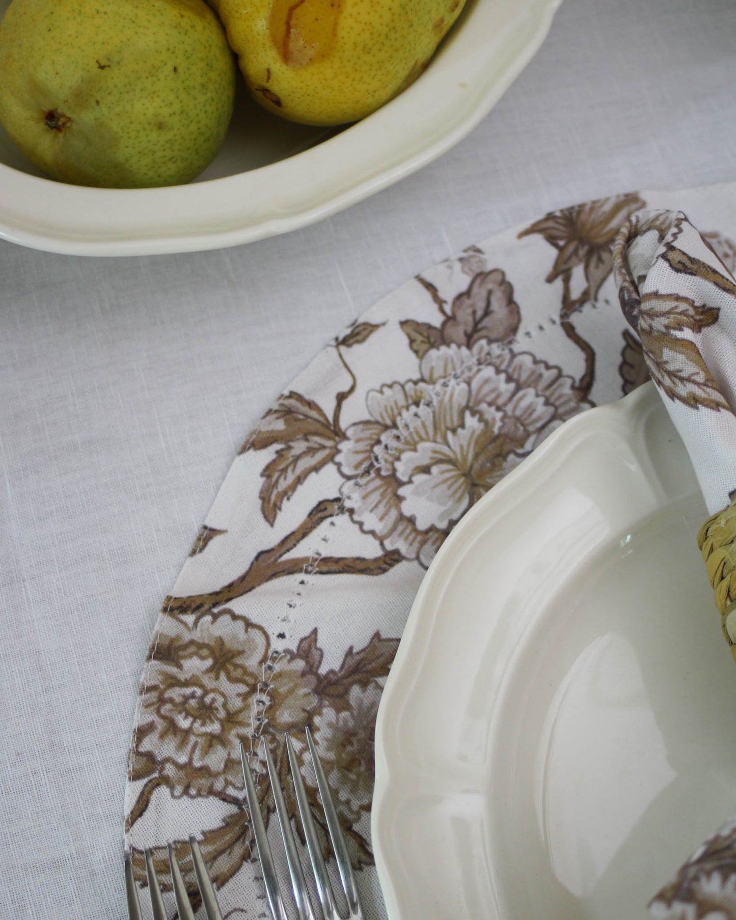 Florence Floral Round Placemats, Set of Four