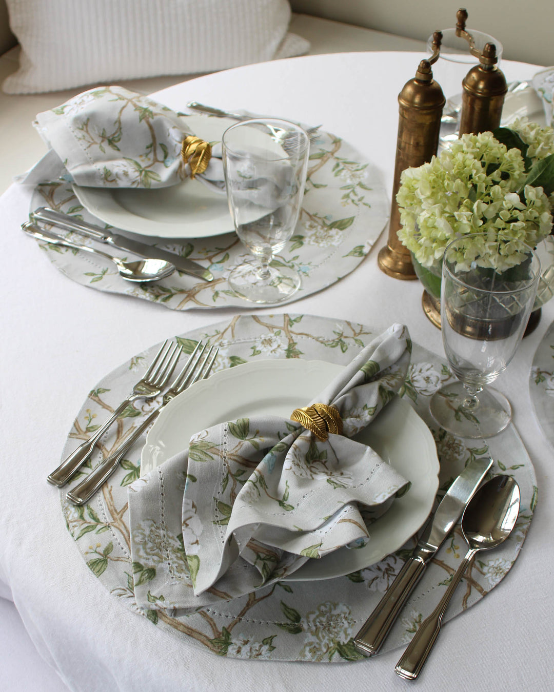 Gold Leaf Napkin Rings, Set of Four