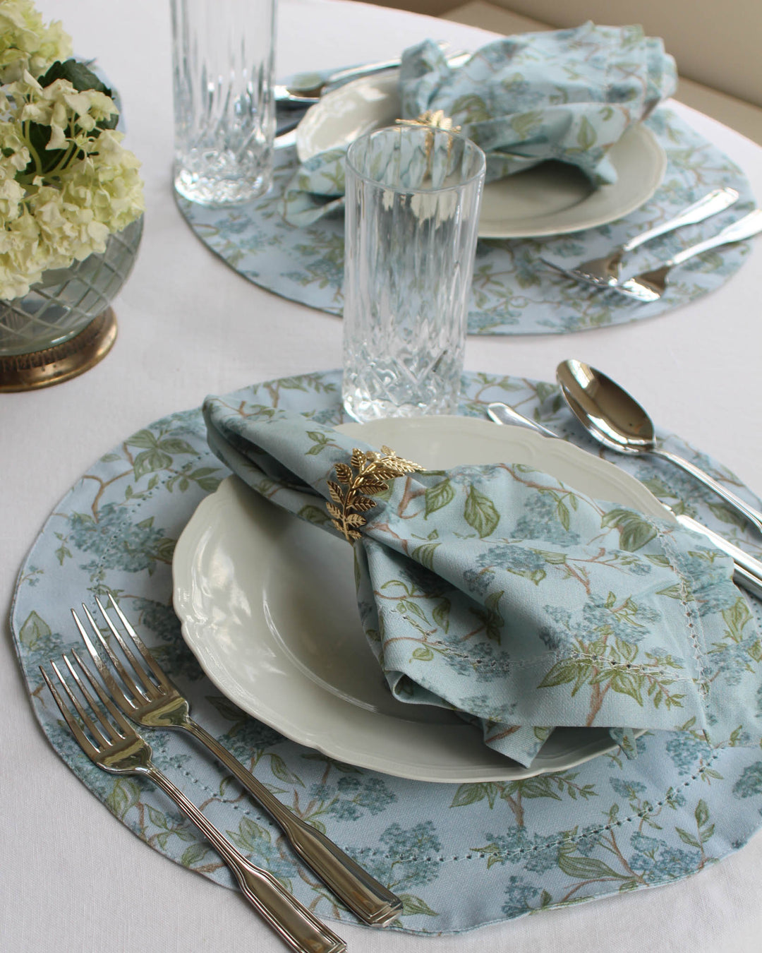 Gold Laurel Napkin Rings, Set of Four
