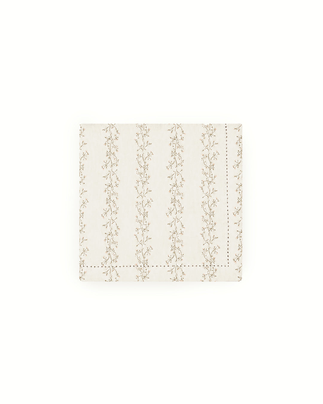 Decorative cotton dinner napkins featuring a timeless floral pattern, designed for family meals, seasonal entertaining, bridal showers, and special occasions.