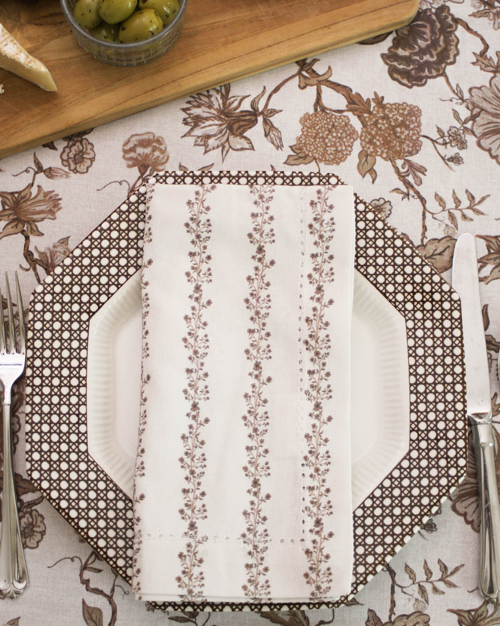Begonia Stripe organic cotton napkins with hand-drawn floral. Hemstitch detail, set of 4. Perfect for Thanksgiving & Christmas tables. Ethically made in India.