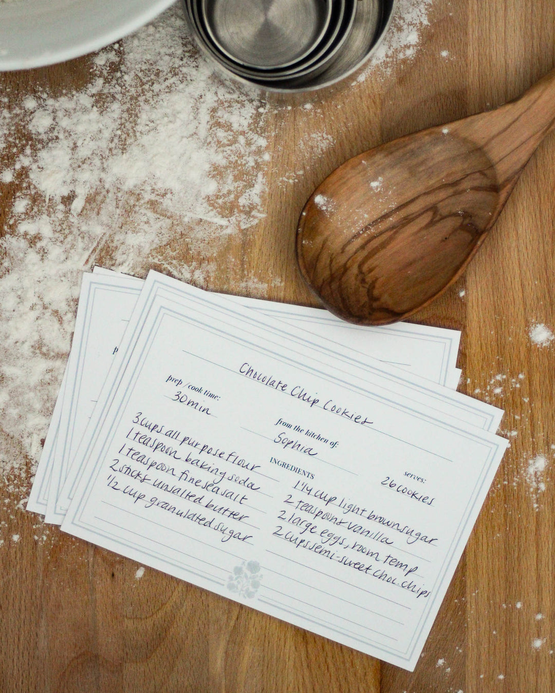 Hand drawn recipe cards with vintage floral pattern printed on heavy card stock paper available in a set of 12 
(4 x6 inches)
Perfect for mother's day gift, bridal shower gift, gift for baker, hostess 