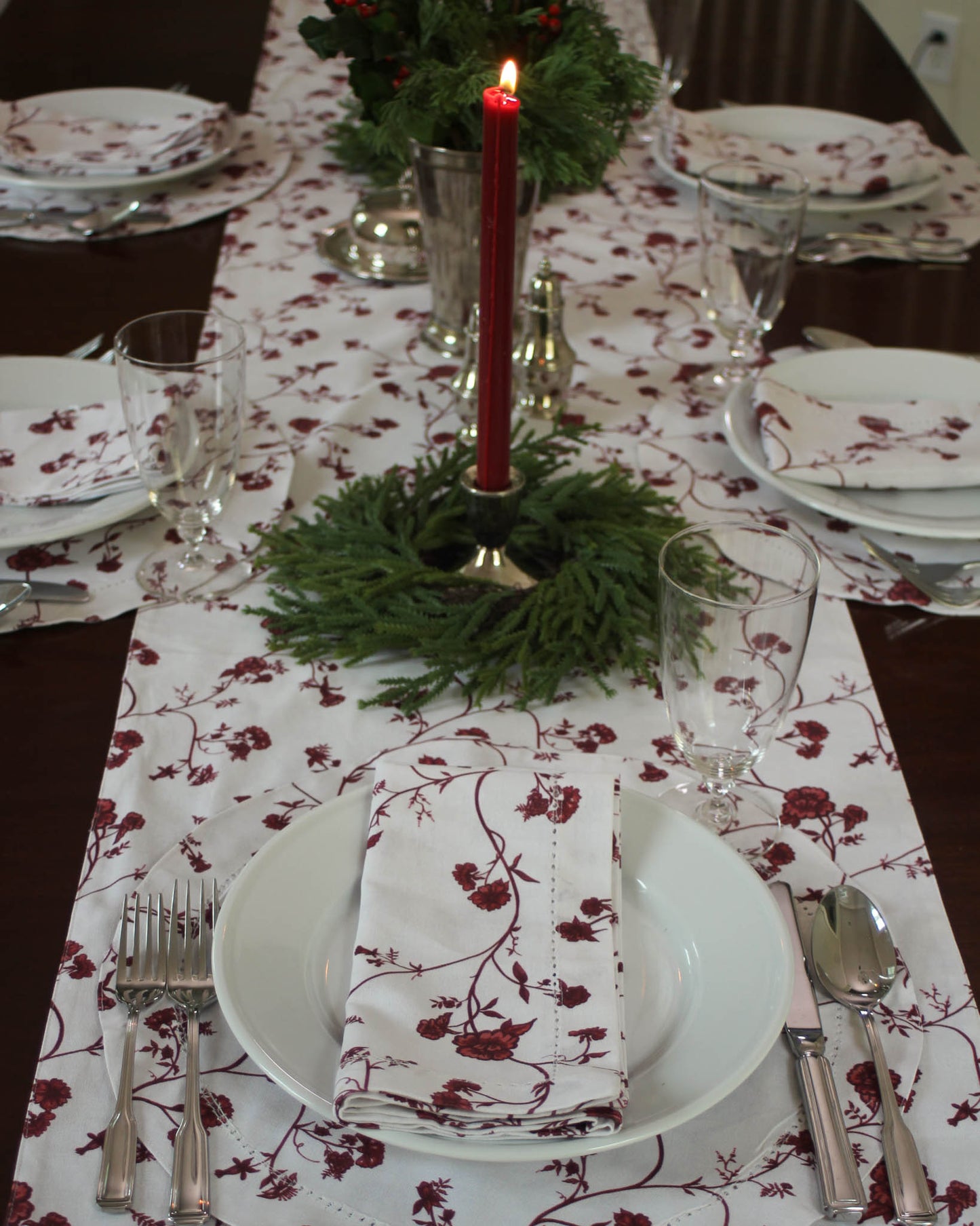Set a perfect holiday table this season with our beautiful table runner in red floral design available in two sizes 