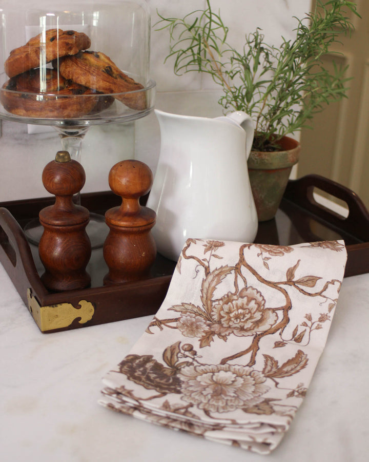 Chestnut brown floral tea towel in 100% cotton, perfect for sourdough baking, drying dishes, and lining bread baskets.