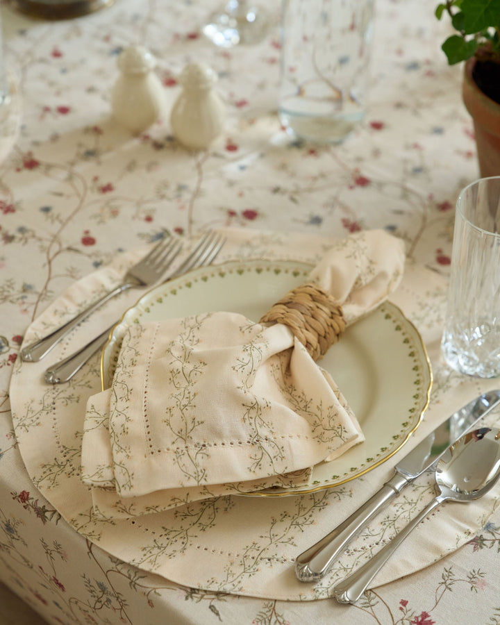 Botanical stripe dinner napkins for neutral spring tables, autumn place settings, and classic holiday hosting.
