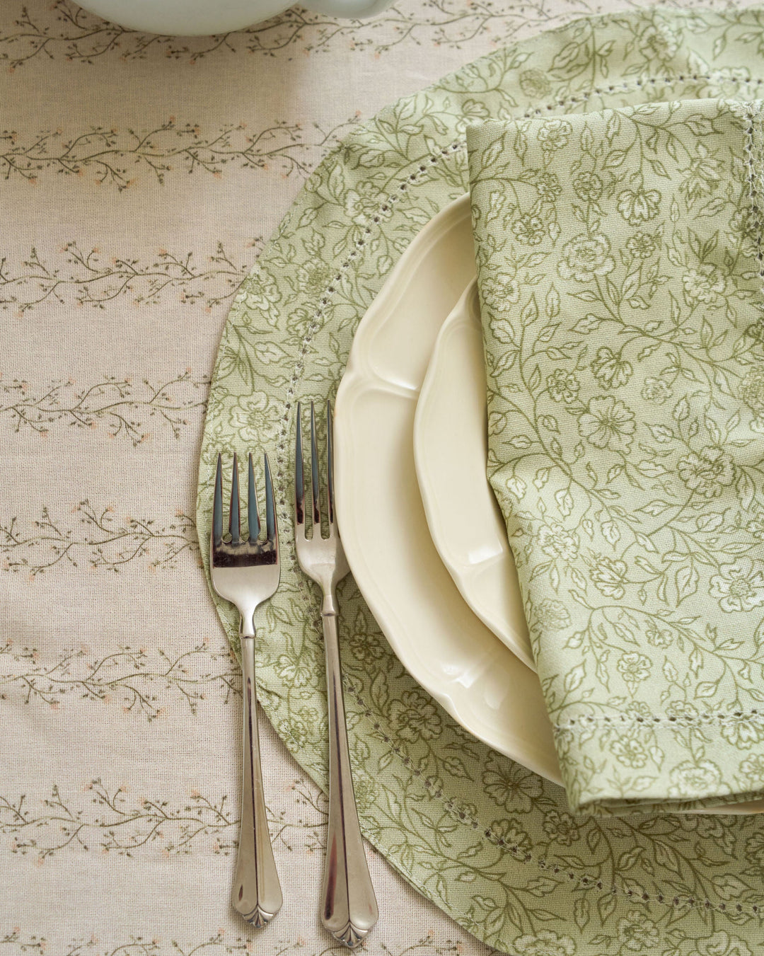 Neutral sage green placemats with delicate floral details for Thanksgiving tablescapes, Christmas table linens, Easter brunch, and garden-inspired decor.