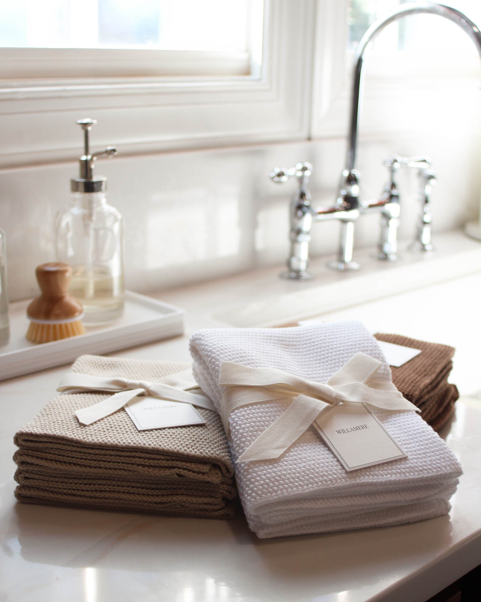 Designed for beauty and function, the neutral hues complement any decor, while their machine washable construction ensures they stay fresh and ready for every use. Celebrate craftsmanship and sustainability with these must-have towels that blend elegance with everyday practicality.